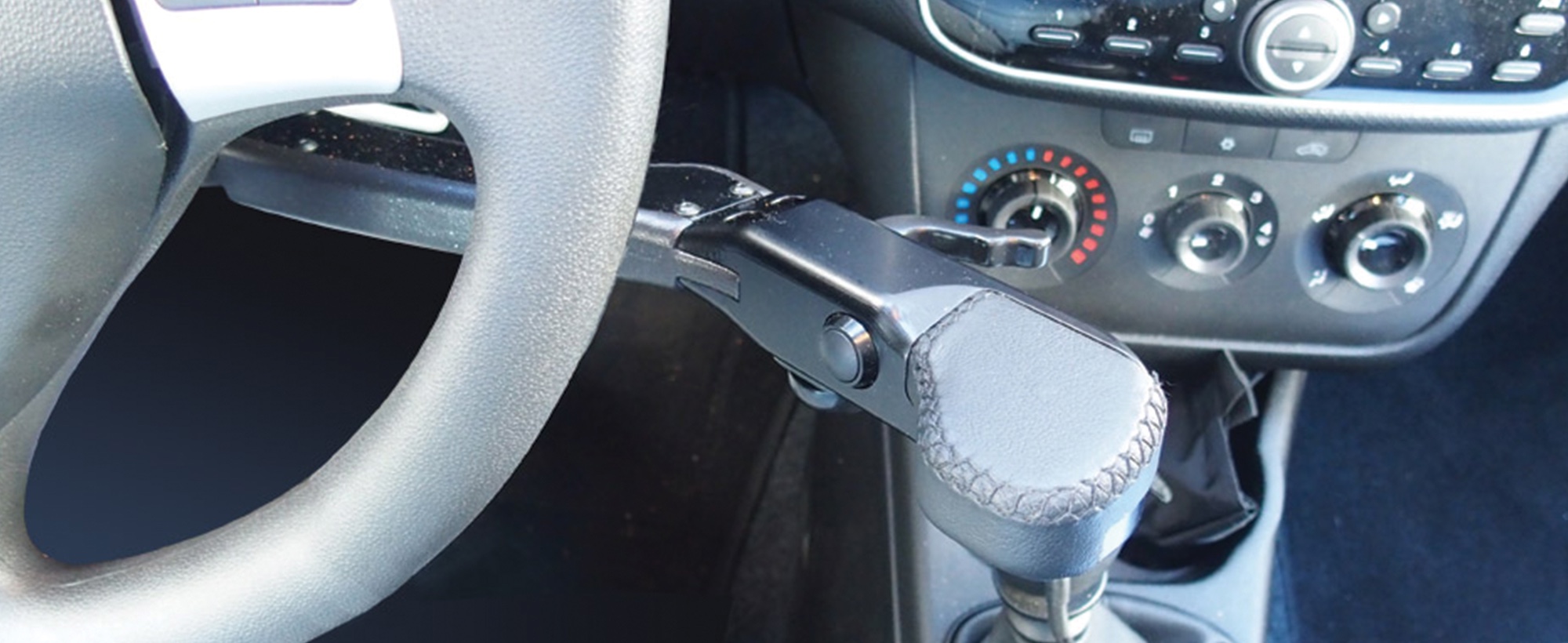 Acelerador e Travão Combinado 2015A